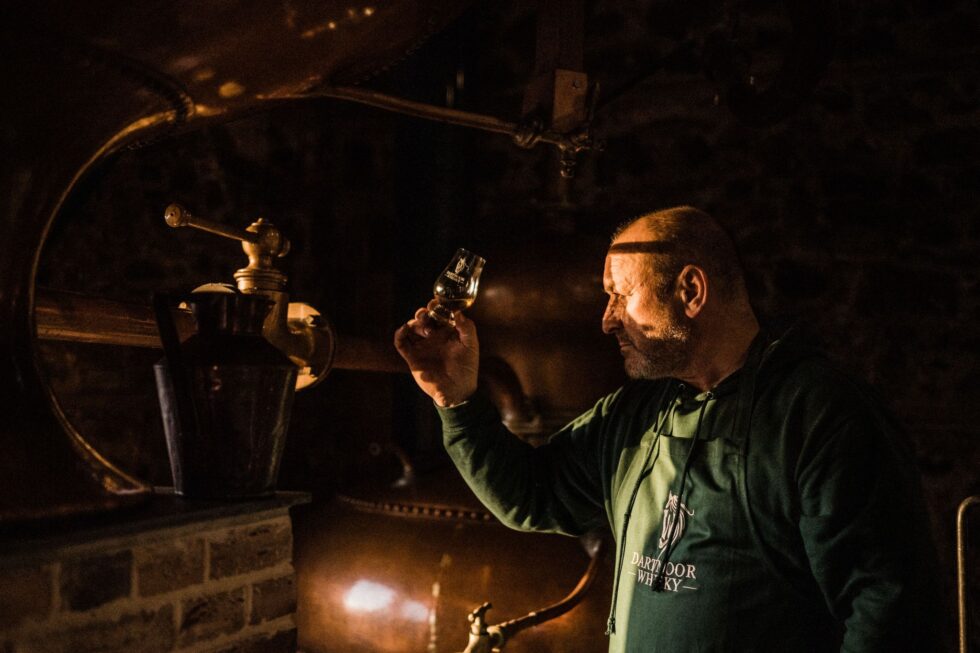 dartmoor whiskey distillery tour