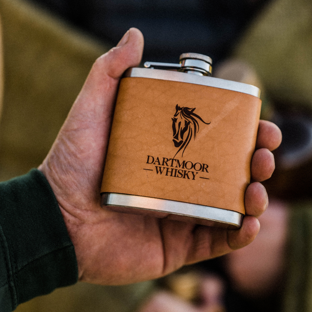 Dartmoor whisky hit flask - The English whisky map 